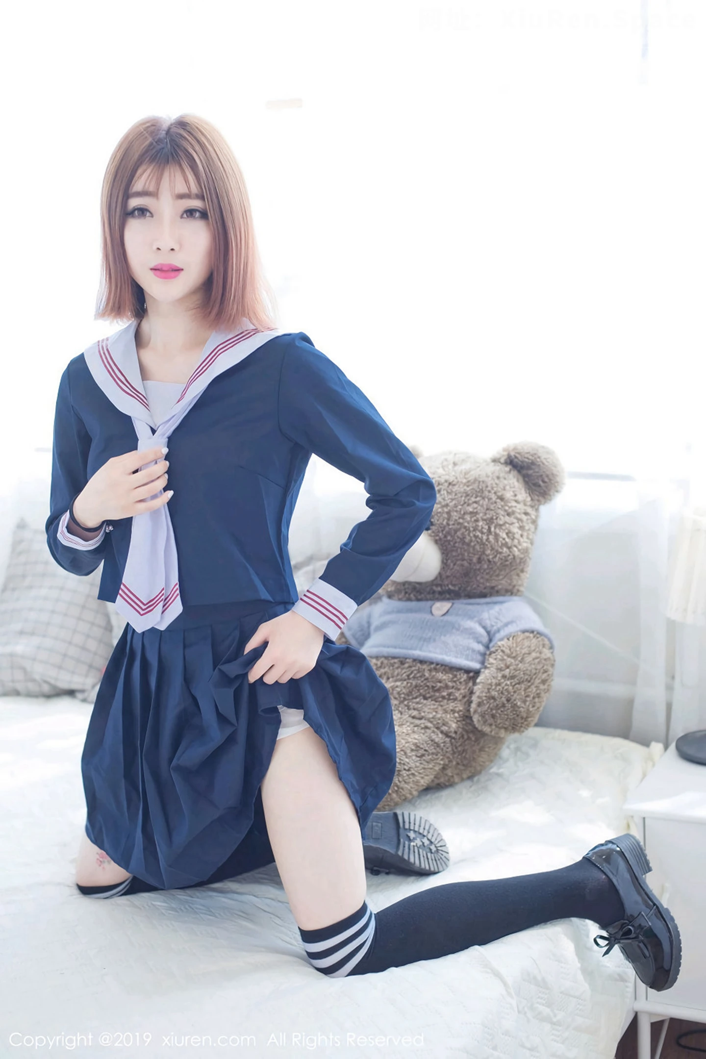 图片[6]-[XiuRen秀人网]VOL.1451 嫩模凌萍儿私房JK学生服半脱露蕾丝内衣傲人豪乳诱惑写真44P-秀人网官方网站